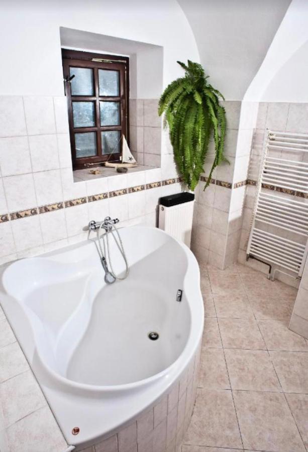 Vip Miku Apartman 2 Mikulov Εξωτερικό φωτογραφία